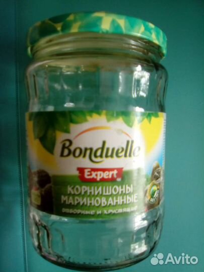 Банка с крышкой