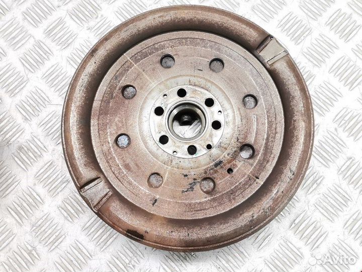 Маховик (демпфер сцепления) для Volkswagen Golf 4