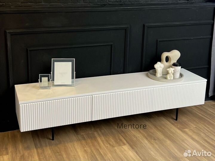 Тумба тв Batista с дверцами