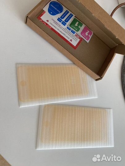 Защитное стекло 2 шт на iPhone 6/6s белого цвета