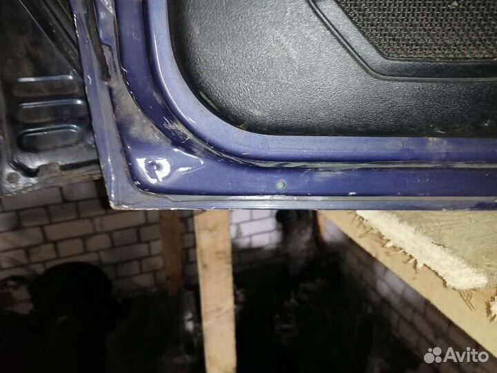 Дверь передняя правая volkswagen passat b3