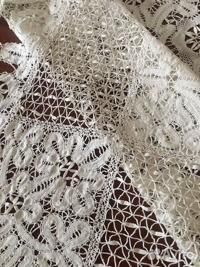 Скатерть из вологодского кружева старинная