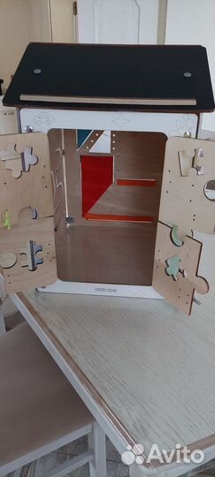 Бизиборд домик