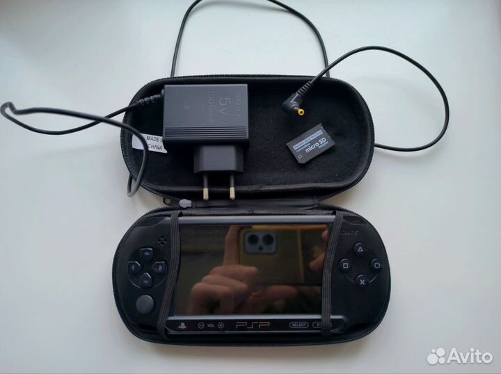 Sony PSP e1008 прошитая