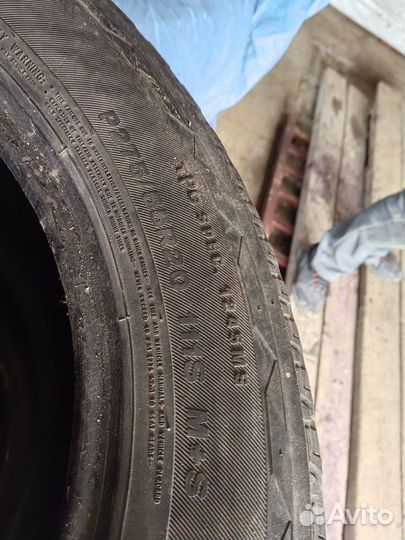 Bridgestone M-Drive 001 275/55 R20 111