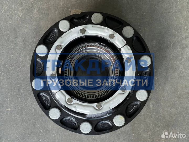 Ступица в сборе задняя грузовики Volvo оригинал
