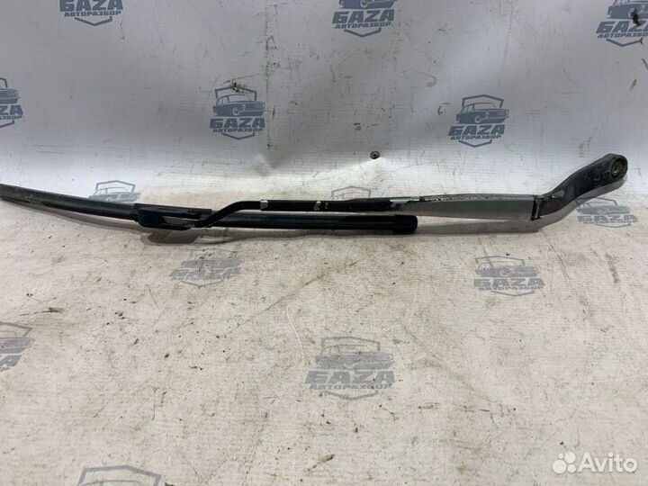 Поводок дворника Nissan Primera WP11 SR20DE 2000