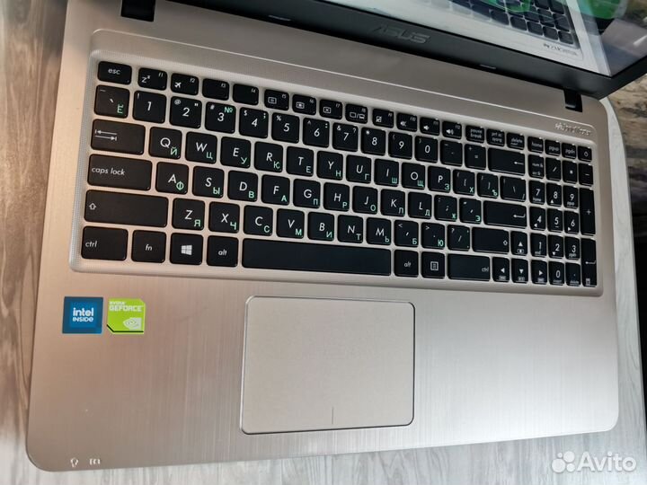 Игровой Asus 4core/4Gb/SSD256GB/GeForce 810M