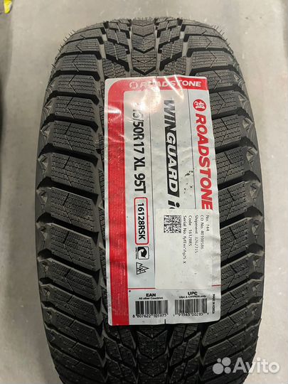 Roadstone Winguard Ice Plus 215/50 R17 95T