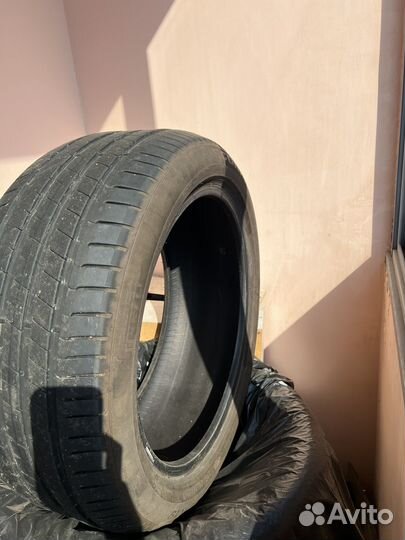 Pirelli Scorpion 255/45 R19 100V