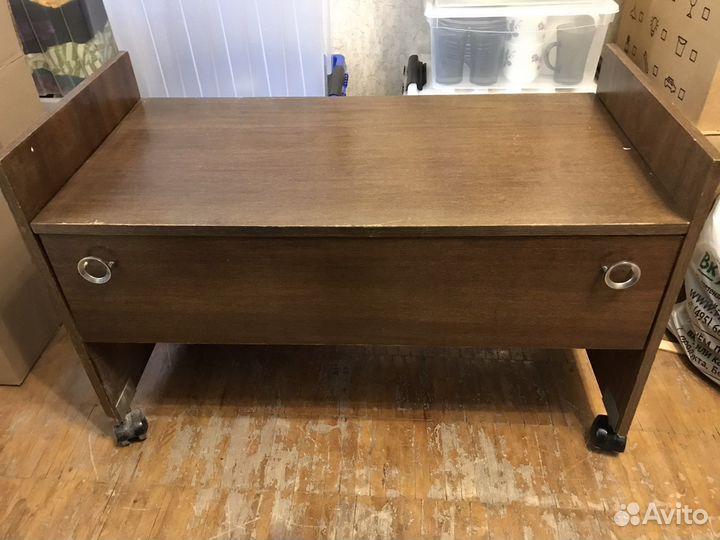 Тумба под телевизор