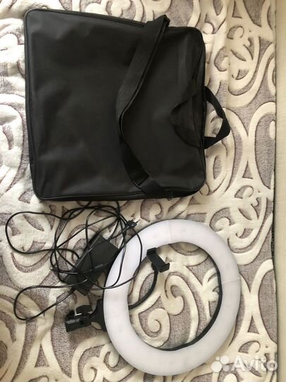 Кольцевая лампа со штативом 40