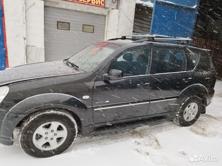 SsangYong Rexton 2.7 AT, 2009, 302 300 км