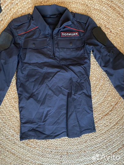 Женская форма полиции