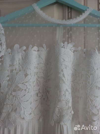 Платье кружевное белое