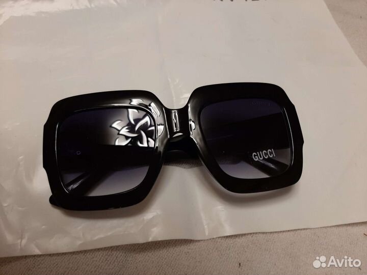 Солнцезащитные очки