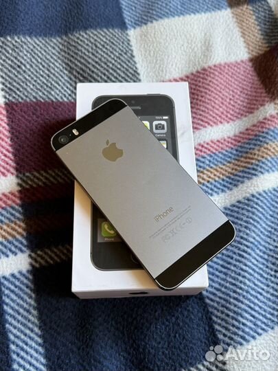 iPhone 5S, 16 ГБ