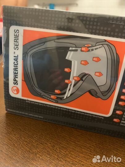 Очки горнолыжные