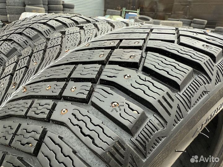 Michelin X-Ice North 4 275/40 R19 105H