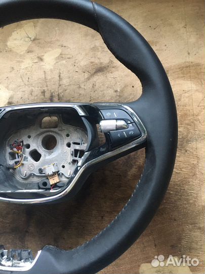 Рулевое колесо Skoda Octavia A8