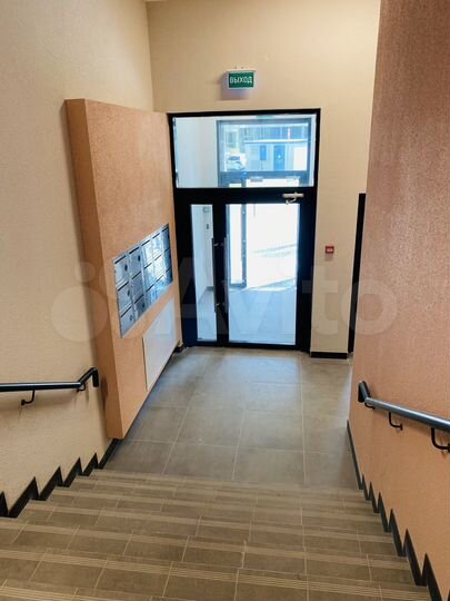 2-к. квартира, 60 м², 1/8 эт.