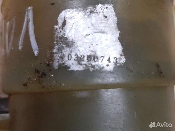 Бачок гидроусилителя Hyundai Elantra XD