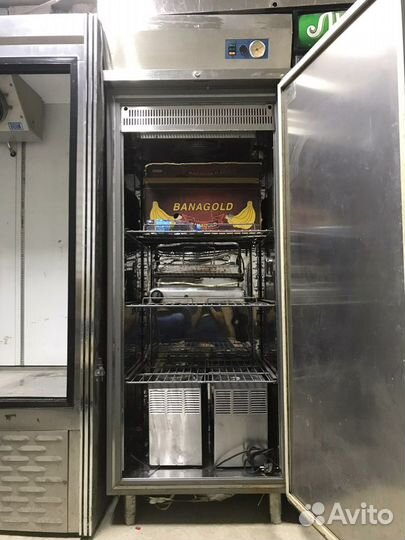 Морозильный шкаф