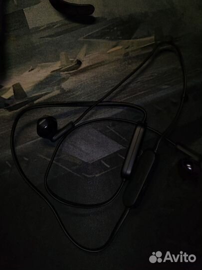 Беспроводные наушники jbl 215BT