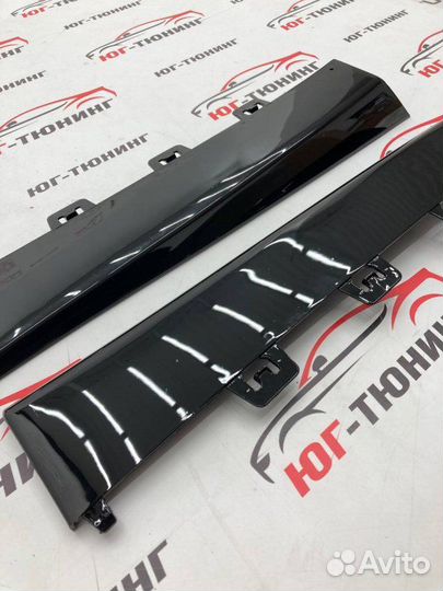 Боковые вставки бампера Mercedes Черные глянцевые