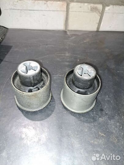 Саленблоки задней балки skoda fabia