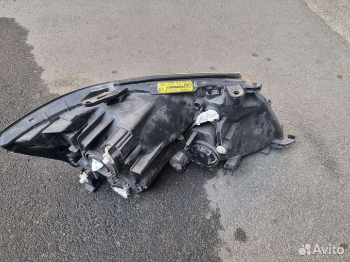 Фара левая. Тойота альфард