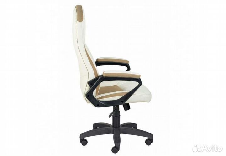 Офисное кресло бежевое