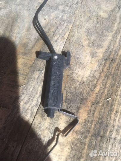 Датчик температуры Форд Фокус2 2005-2007