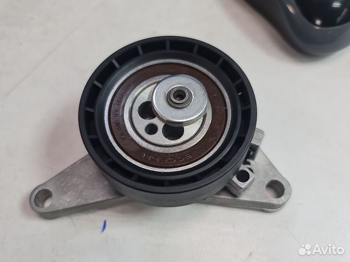 Ролик ремня грм натяжной RBH 70001