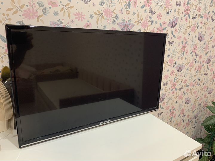 Телевизор Thomson T28RTL5240 LED