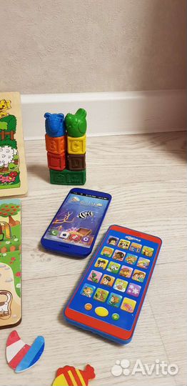 Игрушки.Развивающие пазлы для малышей