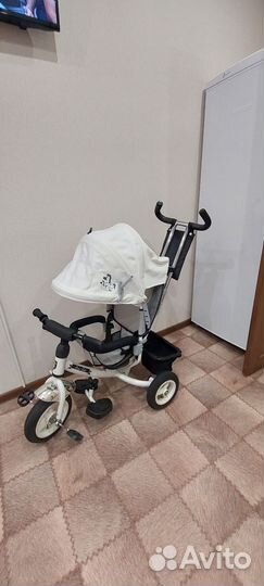 Трехколесный велосипед с родительской ручкой