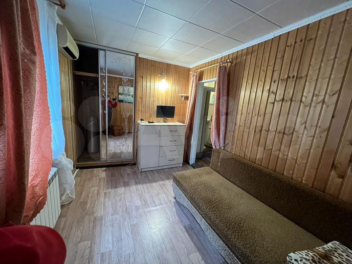 1-к. квартира, 50 м², 1/2 эт.