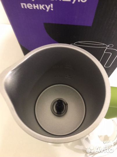 Капучинатор Kitfort KT-774-2 (бело-салатовый)