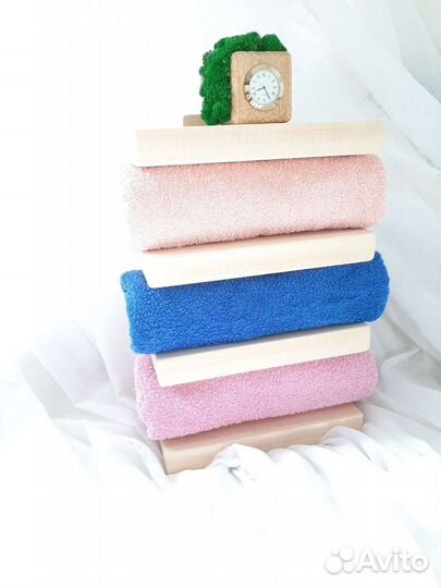 Навесная полка из дерева