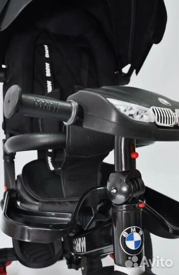 Велосипед детский трех колесный BMW