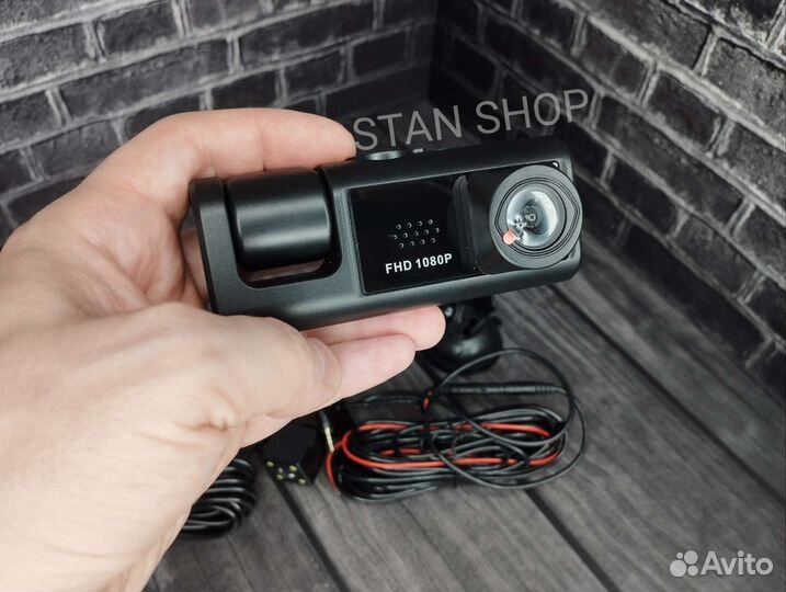 Видео регистратор с 3 камерами