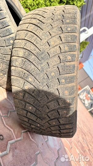Michelin Agilis 255/55 R16