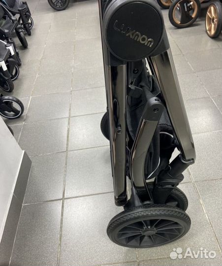 Коляска 3 в 1 luxmom 770/ модульная