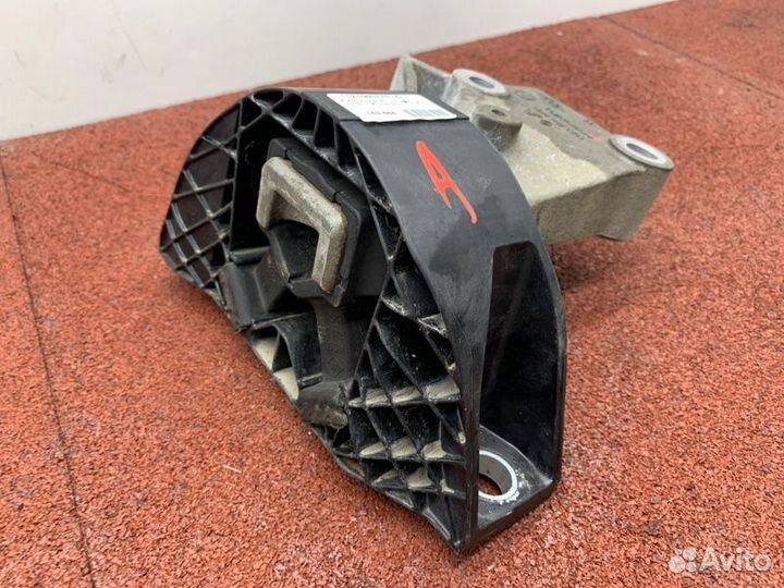 Опора двигателя правая Renault Logan 2 L8 K7M812