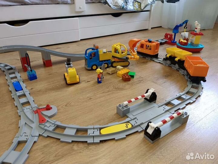 Lego duplo поезд