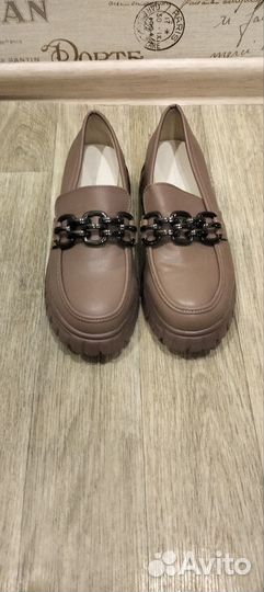 Лоферы женские 38 размер