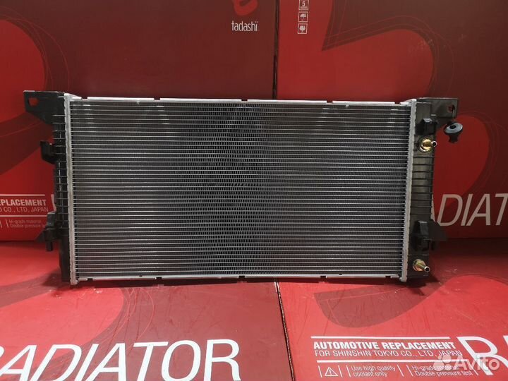 Радиатор двс tadashi TD-036-7069 на Ford Expeditio