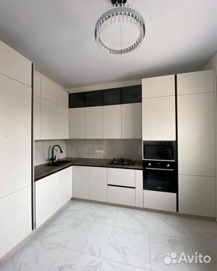 Кухня белая под ключ