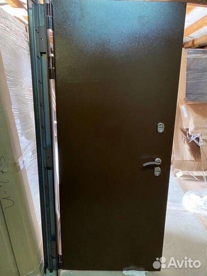 Дверь входная с терморазрывом